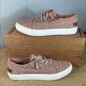 Blowfish Dusty Pink Canvas Sneakers